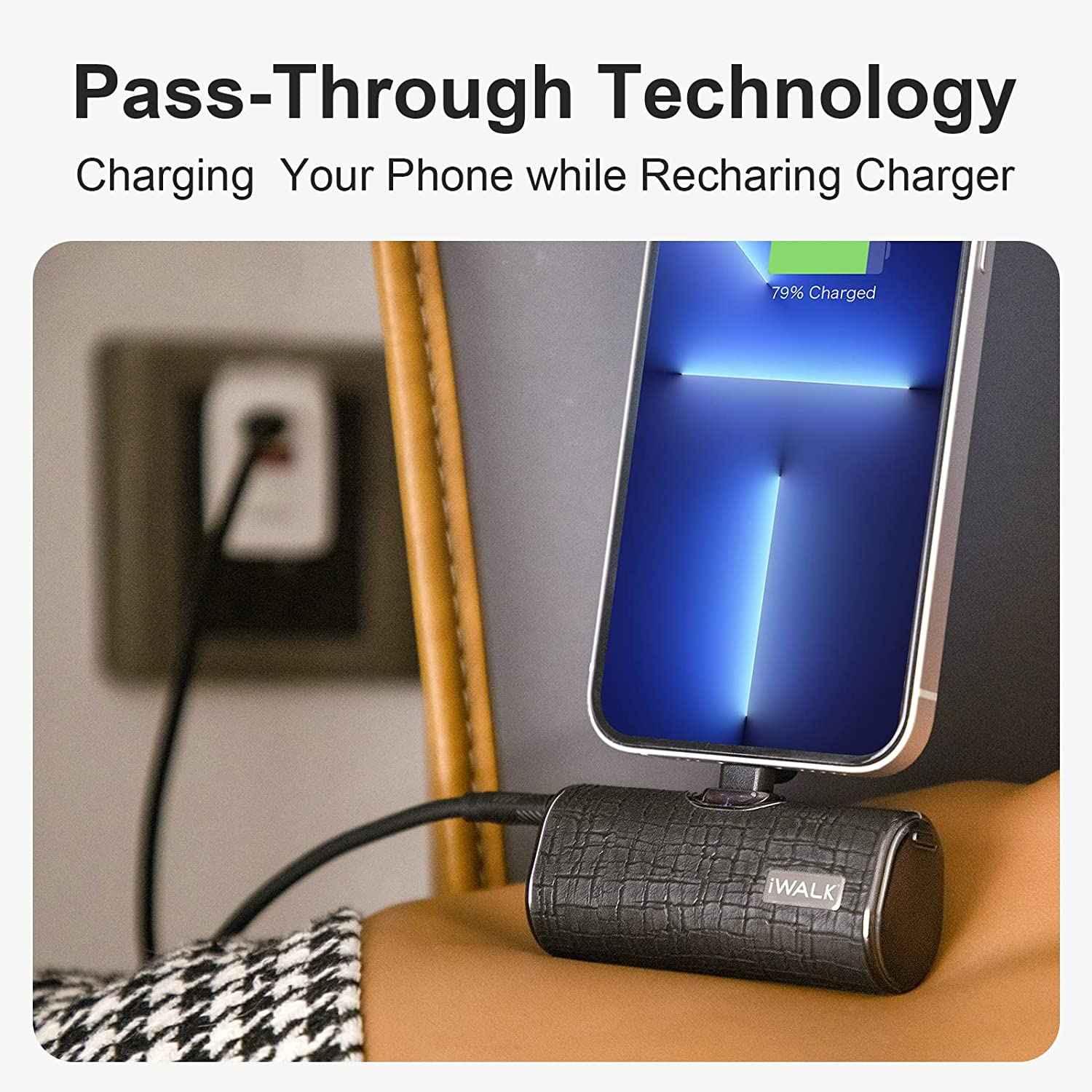 iWalk 4500mAh Lightning Pocket Power Bank - Black Leather iWalk 4500mAh Lightning Pocket Power Bank - Black Leather